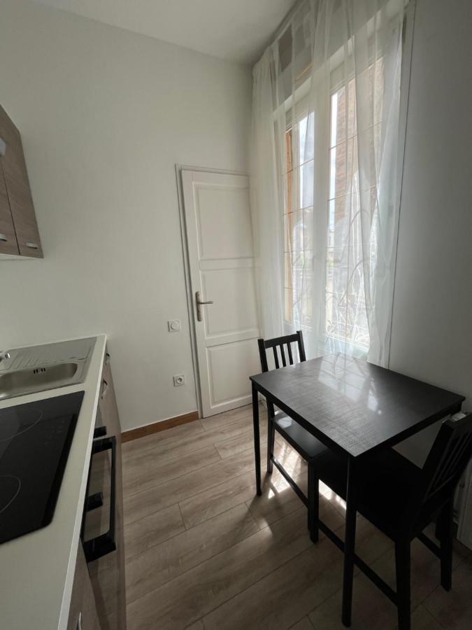 Apartament Peacefull, Face A La Cathedrale Reims Zewnętrze zdjęcie