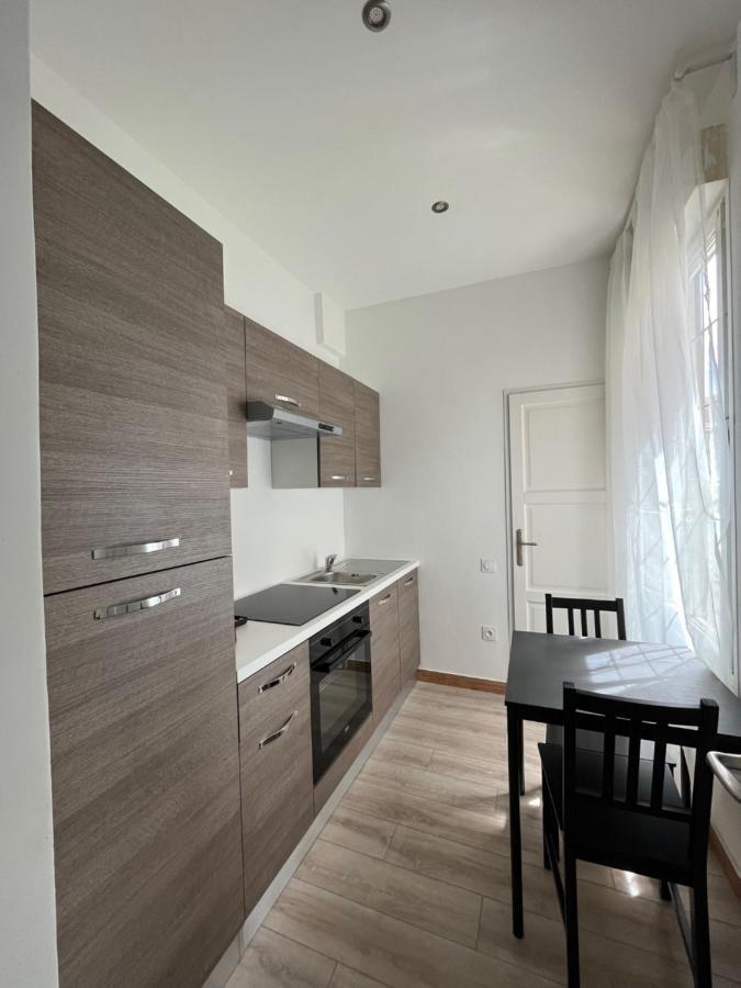 Apartament Peacefull, Face A La Cathedrale Reims Zewnętrze zdjęcie