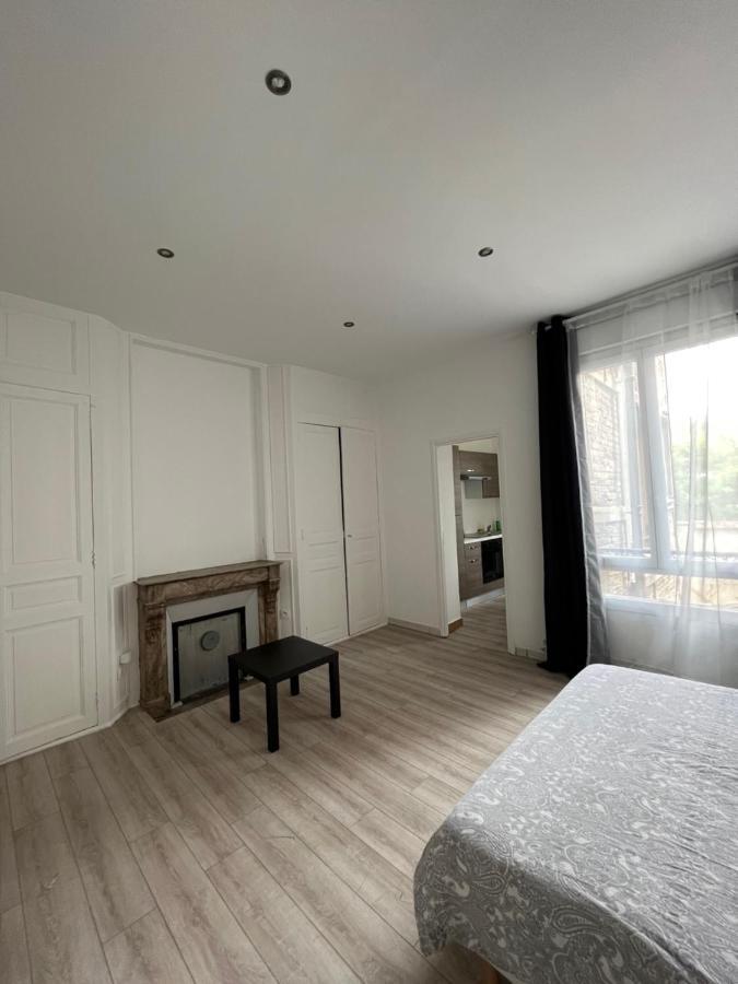 Apartament Peacefull, Face A La Cathedrale Reims Zewnętrze zdjęcie
